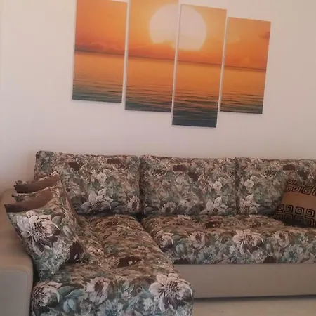 Уютная Квартира На Берегу Моря * Golden Sands